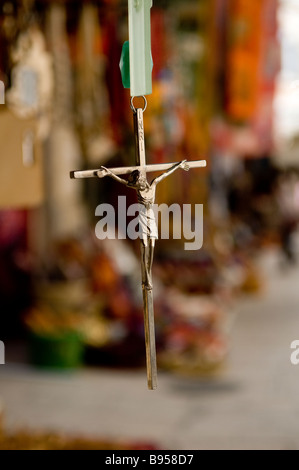 Icone Religiose per la vendita in un negozio di souvenir nel Muristan Quartiere Cristiano della Città Vecchia di Gerusalemme Israele Foto Stock