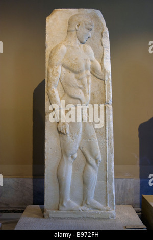 Stele funeraria di un discobolo, marmo di Nissiros Grecia il Museo Archeologico di Istanbul Turchia Foto Stock