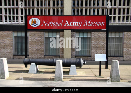 Firmare all'entrata dell'Esercito Nazionale Museum di Londra. Foto Stock