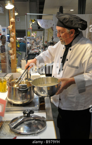 Dimostrazione di preparazione alimentare a Florida State Fairgrounds Tampa Foto Stock