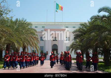 West Africa Senegal Dakar Preseidential Palace guardia d'onore Foto Stock