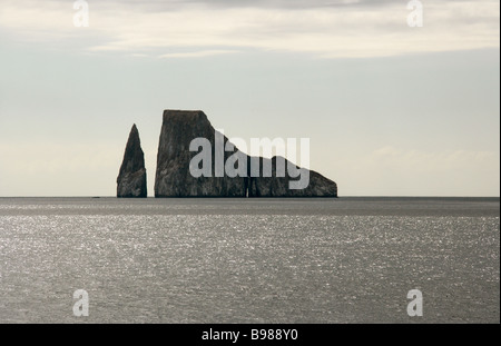 Kicker Rock vicino a San Cristobal Island, Isole Galapagos, Ecuador, Sud America Foto Stock