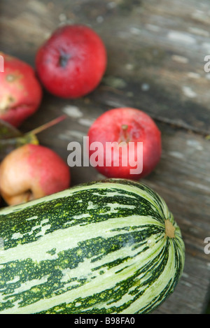 Zucchini Zucca e mele Foto Stock