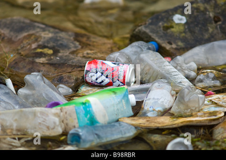 Volare il ribaltamento in disuso di una cava di pietra Foto Stock