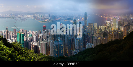 Una vista panoramica di Hong Kong dal picco, costituito da tre foto che mostra il giorno al crepuscolo e di notte viste fuse in una sola immagine Foto Stock