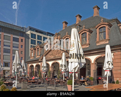 Cafe in ex main guard Hauptwache Frankfurt am Main Hesse Germania Foto Stock