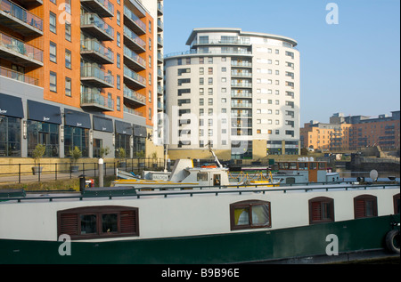 Casa di Mackenzie e Mumtaz Ristorante indiano, Clarence Dock, Leeds, West Yorkshire, Inghilterra, Regno Unito Foto Stock