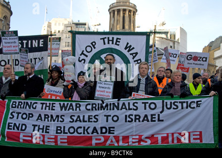 Palestina libera manifestazione Jan 24 2009: fine il blocco, sospendere la vendita di armi a Israele, chiedere per BBC appello per aiuti a Gaza Foto Stock