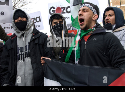 Palestina libera manifestazione Jan 24 2009: fine il blocco, sospendere la vendita di armi a Israele, chiedere per BBC appello per aiuti a Gaza Foto Stock