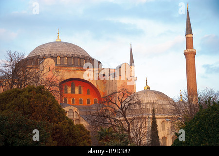 Hagia Sophia inaugurato dall'imperatore bizantino Giustiniano in ANNUNCIO 537 Istanbul Turchia Foto Stock