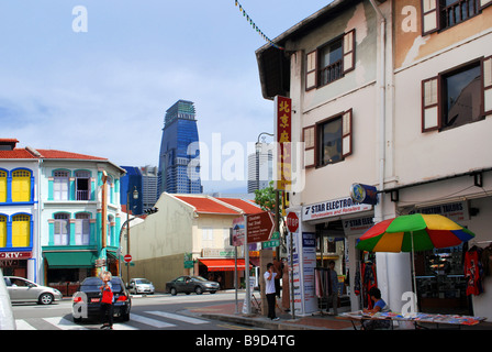 Street in scena a Singapore Foto Stock