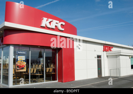 Kentucky Fried Chicken il colonnello sanders southern ristorante fast junk food affare benna kfc uscita pepsico pepsi franchising Foto Stock