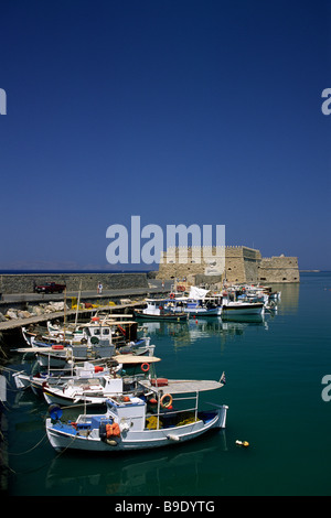 Grecia, Creta, Heraklion, porto e castello veneziano Foto Stock