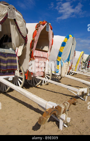 Tipicals carrelli a El Rocio village Romería pellegrinaggio a El Rocío Almonte Huelva Andalusia Spagna Foto Stock