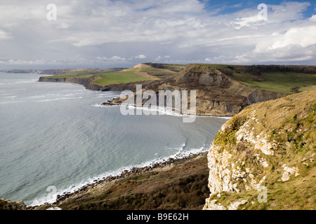 Vista ad ovest lungo la costa del Dorset da South West Coast Path vicino a St Aldhelm la testa Foto Stock