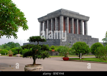 Il Mausoleo di Ho Chi Minh, Ba Dinh piazza centrale di Hanoi, Vietnam Foto Stock