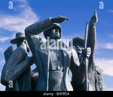 Monumento ai primi alpinisti del Triglav. Ribcev Laz, Bohinj, Gorenjska, Slovenia. Foto Stock