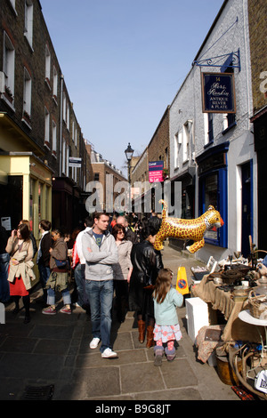 Passaggio di Camden mercatino di Antiquariato Islington Londra Marzo 2009 Foto Stock