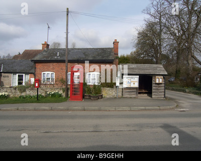 EARDISLAND villaggio bianco e nero in herefordshire Foto Stock
