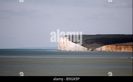 Scogliere lungo le sette sorelle visto da Birling Gap in East Sussex Marzo 2009 Foto Stock