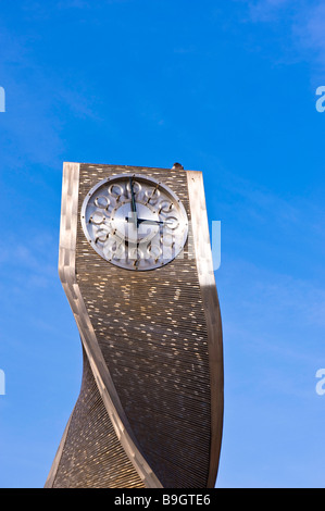 Moderna Torre dell Orologio a Stratford E15 London Regno Unito Foto Stock