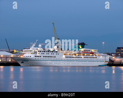 La nave di crociera Alexander von Humboldt ormeggiato in Southampton Regno Unito Foto Stock