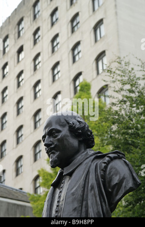 Statua di Shakespeare a Londra Foto Stock