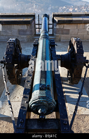 Canon storico su un carrello della pistola, terrazza, Wernigerode Castle, Harz, Sassonia-Anhalt, Germania, Europa Foto Stock