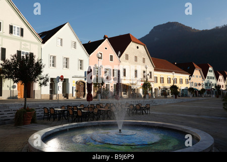 Piazza principale di Frohnleiten, fiume Mur, Stiria, Austria, Europa Foto Stock