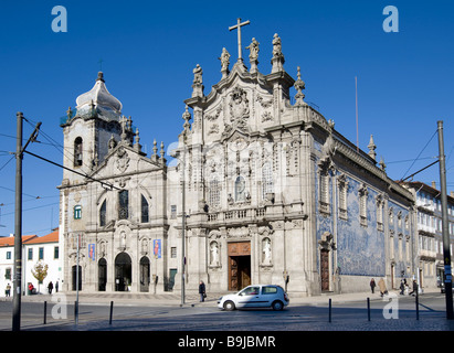 Igreja da Ordem Terceira de Nossa Senhora do Carmo Chiesa su Placa Carlos Alberto, Porto, dichiarato patrimonio culturale mondiale dall'UNESCO, Foto Stock