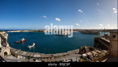 Vista da La Valletta del Grand Harbour, da sinistra: Rinella, Kalkara, Fort St Angelo e Senglea, nel retro del porto di Malta, Foto Stock