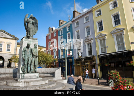 Memoriale per il naufragio del Lusitania il 7 maggio 1915, Cobh, nella contea di Cork, Irlanda Foto Stock