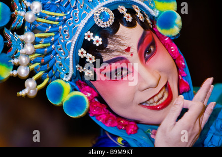 Taiwan, Taipei, Taiwan Hall di cemento, Taipei Eye, cantante Yang Shu-Chin durante un cinese rappresentazione lirica Foto Stock