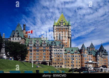 Canada, Québec, Provincia di Quebec City, Città Vecchia classificata patrimonio mondiale dall UNESCO, Chateau Frontenac visto da Dufferin Foto Stock