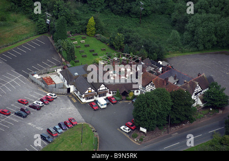 Vista aerea del Whittington Inn vicino a Stourbridge Inghilterra Uk DY76NY Foto Stock