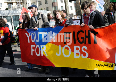 Mettere le persone al primo posto marzo,Londra 28 marzo 2009, manifestazione di protesta circa i cambiamenti climatici e la disoccupazione prima del vertice del G20 Foto Stock