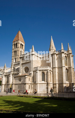 Chiesa di Santa Maria de la Antigua Valladolid Castiglia e Leon Spagna Foto Stock