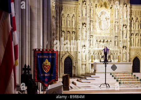 Una vista interna di una modifica nella Cattedrale Nazionale di Washington a Washington DC. Foto Stock