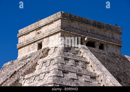 Messico, Yucatan Stato, sito archeologico di Chichen Itza, classificato come patrimonio mondiale dall' UNESCO, El Castillo o piramide di Foto Stock
