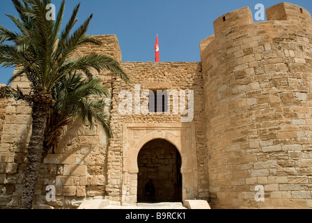 La Tunisia, regione sud, l'isola di Djerba, Houmt Souk, Borj el Kebir castello, XV secolo Foto Stock