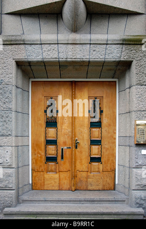 Caratteristica olandese di porte di legno intagliato Amsterdam Foto Stock