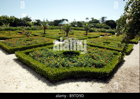 Vista la recente apertura del XVII secolo in stile Parterre inglese giardino alla Bermuda Giardini Botanici, Foto Stock