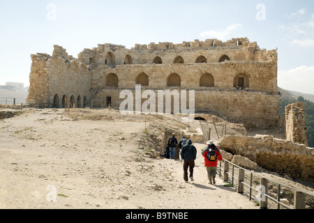 I turisti in visita a Kerak Castello, Giordania Foto Stock