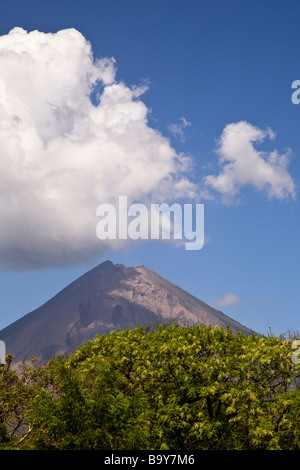 Volcan Concepcion sull isola di Ometepe - Lago di Nicaragua o Cocibolca. Foto Stock