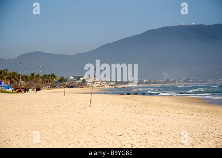 Cina spiaggia vicino al porto della città di Da Nang Vietnam Foto Stock