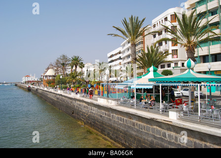 Vista fronte mare, Arrecife, Blas Cabrera Filipe, Lanzarote, Isole Canarie, Spagna Foto Stock