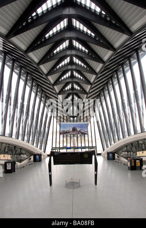 I Treni tgv station, all'Aeroporto Saint Exupery , Lyon Satolas, Francia Foto Stock