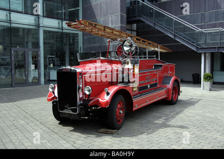 Un incendio vintage motore a un museo a Swansea, Galles del Sud Foto Stock