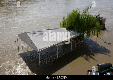 Alluvion, alluvioni, inondazioni, inondazione, Naturale, Disaster, ambiente, acqua, la catastrofe, le conseguenze, sul fiume Po, Italia, Torino Foto Stock