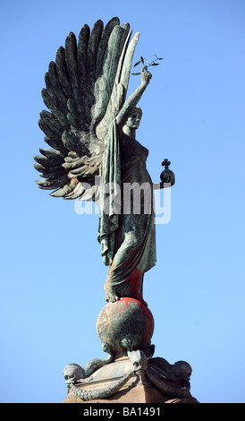 Monumento in memoria del re Edward VII altrimenti noto come la statua della Pace sul Brighton e Hove Regno Unito di confine Foto Stock